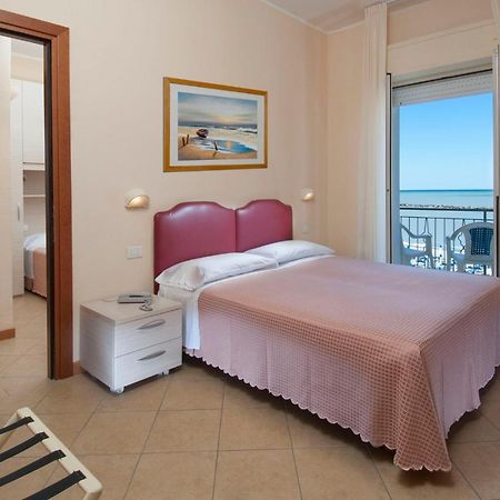 Hotel Souvenir Lido Di Savio Esterno foto